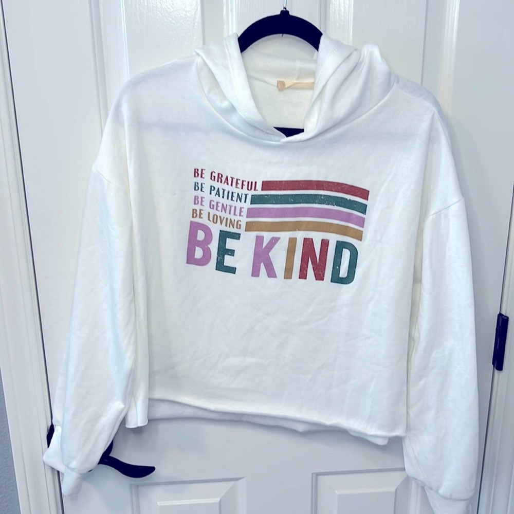 Altar’d State white long sleeve BE KIND pullover t-shirt w/ hood Sizes S,M and L
